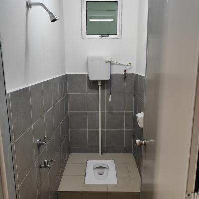 Room Toilet